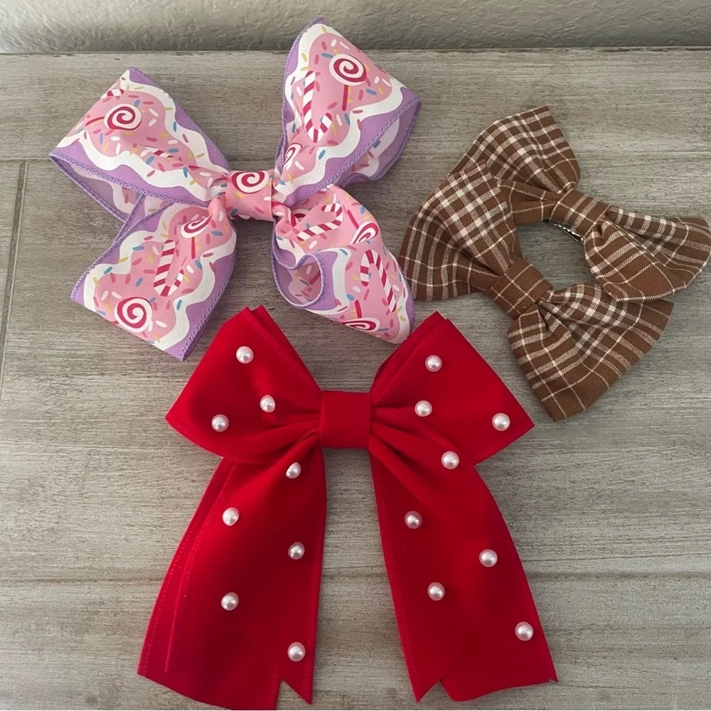 Handmade Colorful Christmas Kids Hair Bow bundle clip on accessories outfit chic